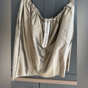 D&G Dolce & Gabbana 100% Silk Gold Skirt • 40